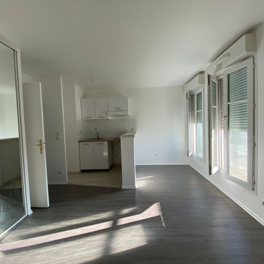 Location Appartement 1 pièce 25m² DEUIL LA BARRE 95170 - Photo 1