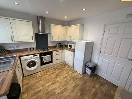 Morris Drive, SWANSEA, SA1 - Photo 4