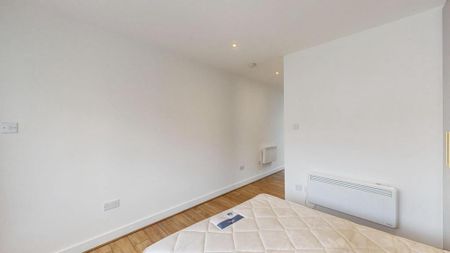 Studio to rent - Photo 5