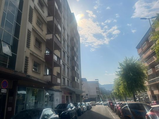 Location Appartement 4 pièces 99m² AIX LES BAINS 73100 - Photo 1