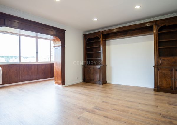 Apartamento T3 em Lisboa