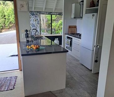 Beach and boat ramp 3 bedroom family home - Photo 6