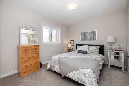 For Lease - 64 Foley Crescent, Collingwood, Ontario - Photo 5