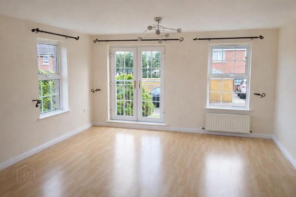 4 Larksborough Avenue, Newtownards, BT23 8SU - Photo 1