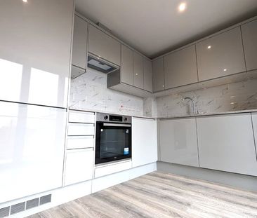 2 Bed Flat, High Street, E17 - Photo 5