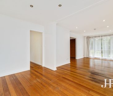 Walk to Everything: Spacious 3-Bedroom Living in Burwood East - Photo 1