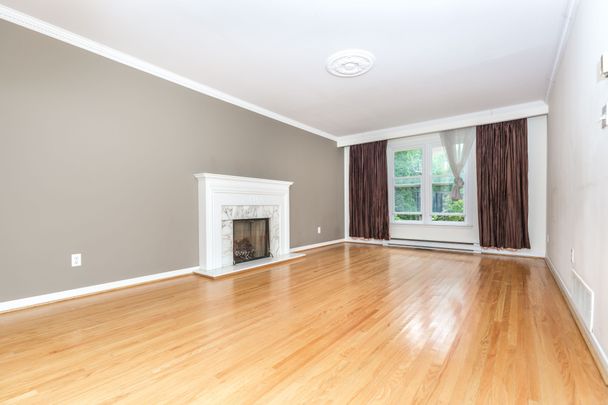 For Lease - 70 Mossgrove Trail, Toronto, Ontario - Photo 1
