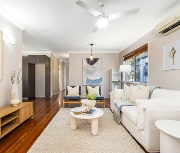 3 Bedroom house Redcliffe Contact Julie Sykes 0438 050 110 6 month ... - Photo 4