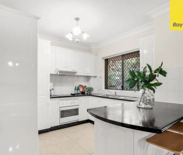 SUN-DRENCHED TWO BEDROOM APARTMENT MOMENTS FROM PARRAMATTA CBD - MU... - Photo 5