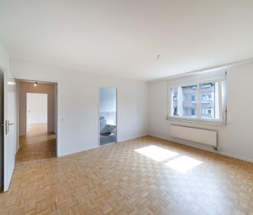 Lichtdurchflutete Wohnung mit Chemine - Foto 2