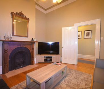 Inner City furnished property - Available NOW - Photo 1