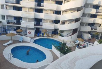NICE APARTMENT WITH SEA VIEWS 150 METERS FROM THE BEACH IN BENALMADENA FOR RENT FOR LONG TERM