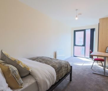 New 3 Bed Apartment just off Ecclesall Road - Photo 1