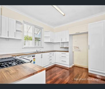 12 Halifax Street, Mount Melville, WA 6330 - Photo 5