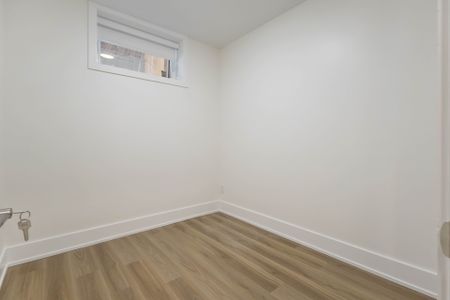 For Lease - 72 Jones Avenue Unit# Unit B, Toronto, Ontario - Photo 4