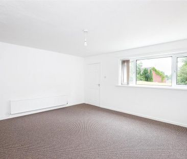 3 bedroom end of terrace house to rent - Photo 1