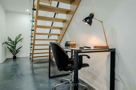 16 Habibi Lane apartment — Toronto, ON (3-Bedroom) - 3 Bedroom - Photo 2