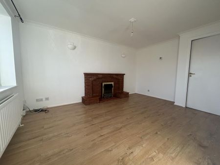 2 bedroom semi-detached house to rent - Photo 2