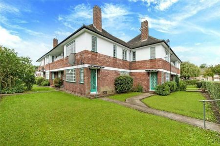 2 Bedroom Flat - Photo 2