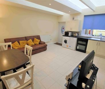 Albert College Park, Glasnevin, Dublin 11 - Photo 3