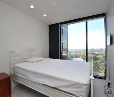 2114/33 Mackenzie Street - Photo 2