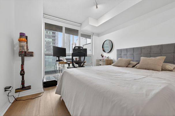 For Lease - 16 Yonge Street Unit# 1013, Toronto, Ontario - Photo 1