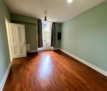 3 bedroom apartment to rent - Photo 5