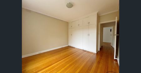 TRANQUIL TWO BEDROOM APARTMENT | FLARE REAL ESTATE - Photo 2