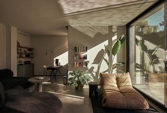 Luxury Villa for rent in Marbella Del Este, Andalusia