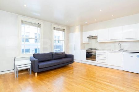 First floor 1 bedroom located in Old Street zone 1 location - Photo 2