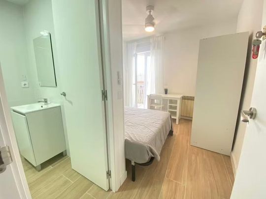 Calle Francisco Ordez, Madrid, Community of Madrid 28021 - Foto 1