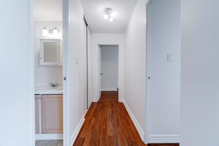 For Lease - 2263 Marine Drive Unit# 1408, Oakville, Ontario - Photo 2