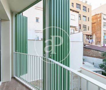 Newly built apartment for rent in Sants - Photo 2