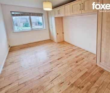 2 bed flat to rent in Overcombe Court, 22 St. Johns Road, Bournemou... - Photo 2