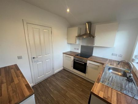 21a Clandeboye Road, Bangor, BT20 3LB - Photo 4