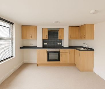 1 bedroom apartment to rent - Photo 2