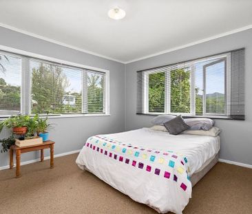 Cosy 3 bedroom with a view, close to town - Photo 5