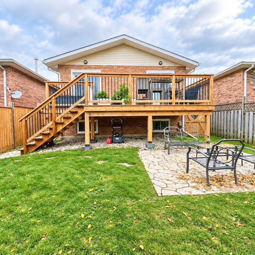For Lease - 14 Newlands Avenue Unit# Upper, Georgina, Ontario - Photo 1