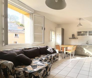 Location Appartement 3 pièces 53m² DRAGUIGNAN 83300 - Photo 2