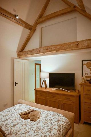 Church Road, North Leigh, Witney, Oxfordshire, OX29 - Photo 3