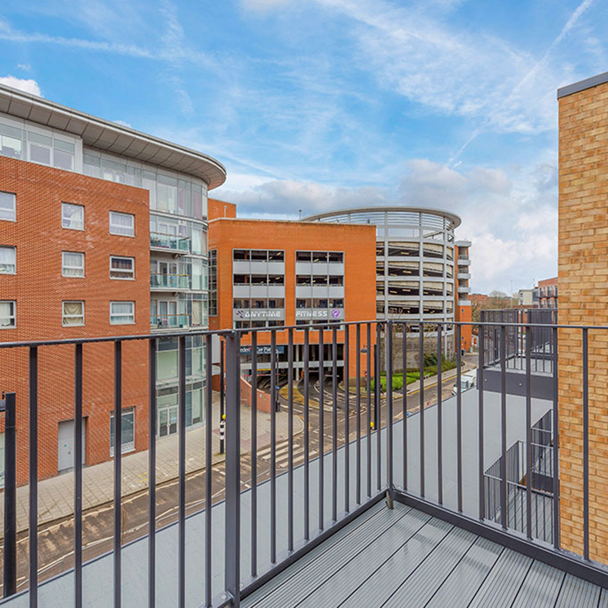 1 Bedroom, Howard Court - Photo 1