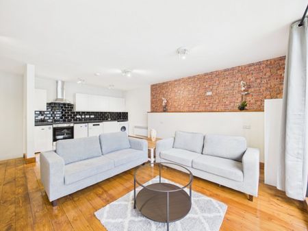 Church Road, Ashford, Surrey,TW15 - Photo 2