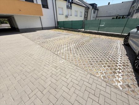 Kiadó újszerű állapotú lakás - Székesfehérvár - Fotó 3