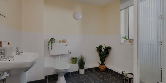 Room in a Shared Flat, Liberty Hall, S1 - Photo 3