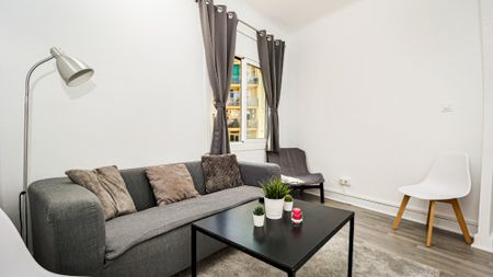 Large room in El Clot area, in Calle Valencia - Foto 3