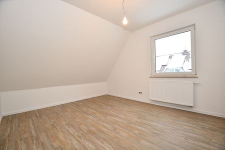 Ein Zuhause zum Ankommen - Saniertes Einfamilienhaus in Markhausen - Photo 2