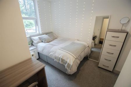 7 bedroom house to rent - Photo 2