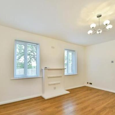 Old School Lane - Photo 1