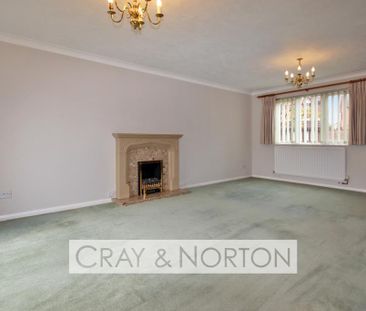 4 bedroom detached house to rent - Photo 2