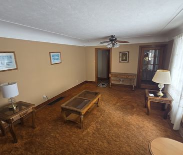 For Lease - 3050 Dingman Drive, London South, Ontario - Photo 3